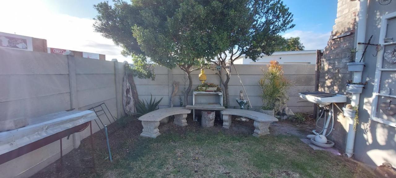 Apartamento Sjoe 3 Struisbaai Exterior foto